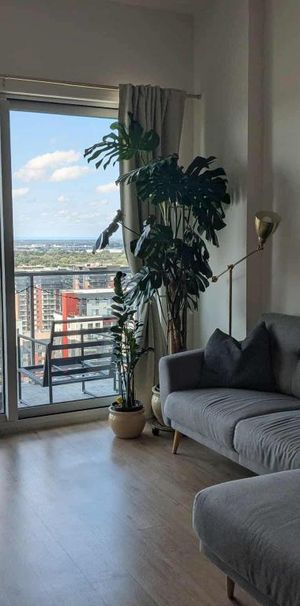 🏠Magnifique 3 1/2 à louer – Dernier étage de l'Espace Montmorency - Photo 1