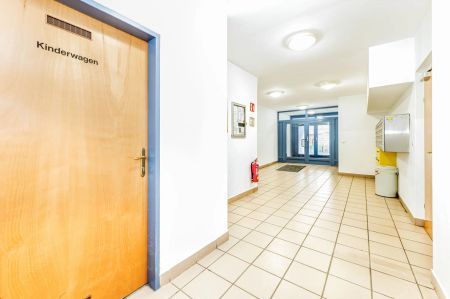 Ab 15. Dezember! Nahe U3! Zentrale 2-Zimmer-Wohnung inkl. Stellplatz zu vermieten! - Photo 2