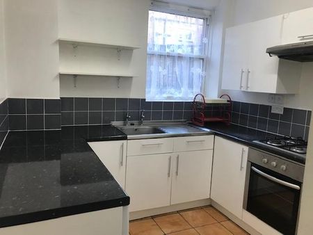 Studio to rent - Photo 4