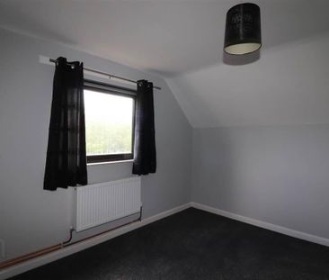 4 Thornleigh Court, Lisburn, BT28 2RH - Photo 1