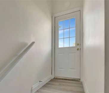 For Lease - 6 Ruskview Road Unit# 2, Kitchener, Ontario - Photo 3