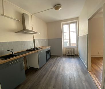 Location Appartement 3 pièces 76m² - Photo 4