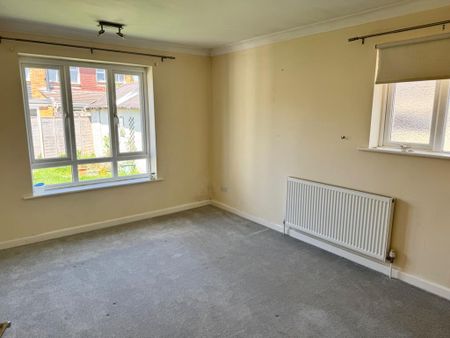 3 bedroom chalet to rent - Photo 2