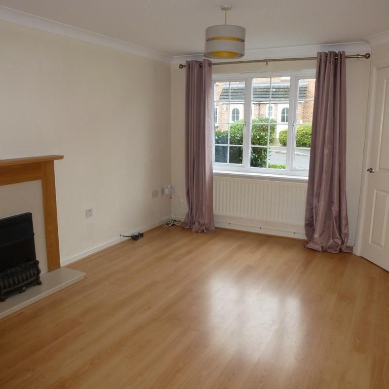 3 bedroom link detached house to rent - Photo 1