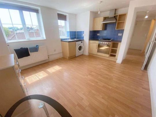 Wellington Street, Luton, LU1 - Photo 1