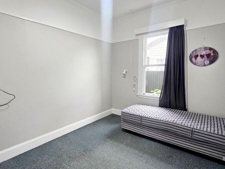 Georgetown - Photo 4