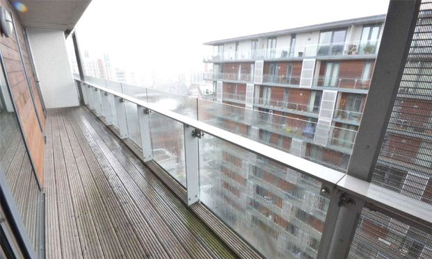 Spectrum Block 3, Blackfriars Road, Manchester City Centre, Salford, M3 7EB - Photo 1