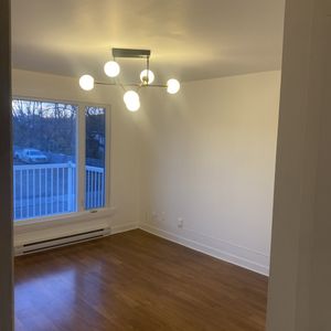 Appartement 3 1/2 à Louer Demi Meublé, E - Photo 3