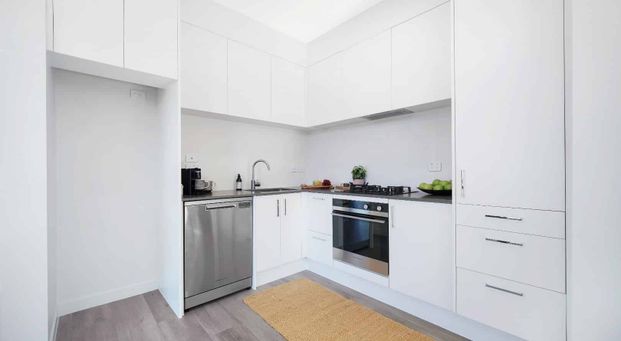 Spacious 3-Bedroom Home in Totara Park - Photo 1