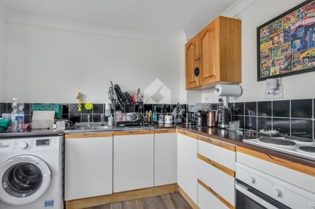 2 bedroom terraced house to rent - Photo 3