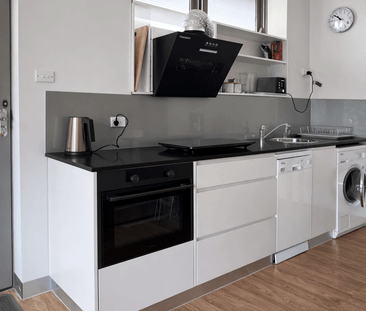 Low Maintenance Living - Photo 3