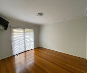 4/12 Ashby Grove, Eaglemont - Photo 3