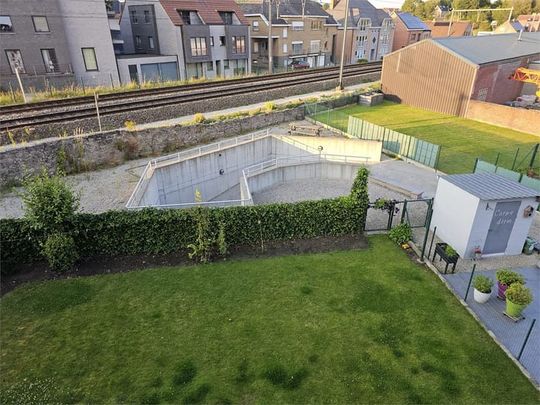 Appartement te huur - Photo 1
