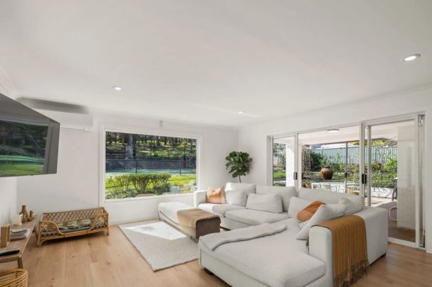 COMING SOON Beautifully Renovated 5-Bedroom Family Home in the Heart of Helensvale - Photo 1