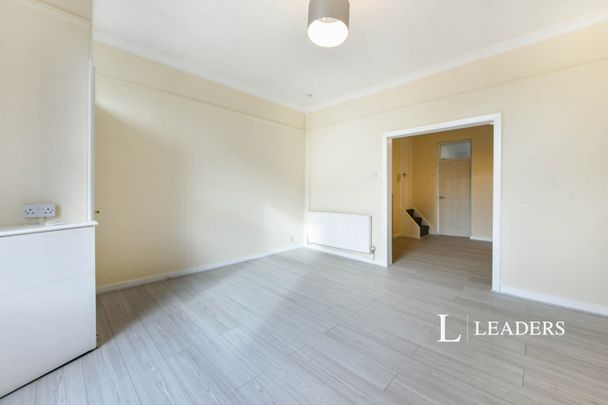 3 bedroom terraced to rent Linney Lane, Oldham, OL2 - Photo 1