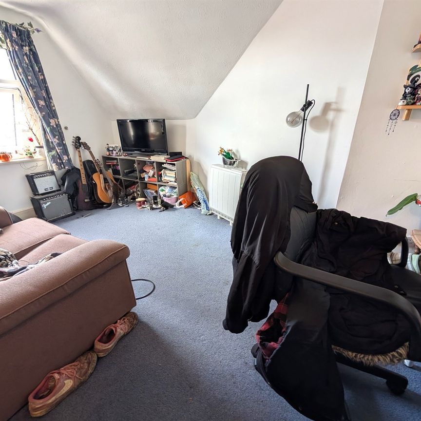 Landguard Road, SO15 - Photo 1