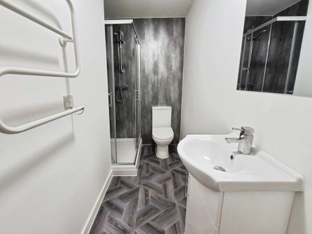 1 bedroom flat to rent - Photo 5