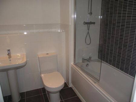 1 bedroom flat to rent - Photo 5