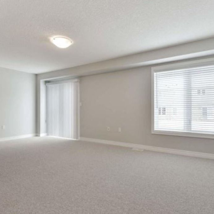 For Lease - 66 Cittadella Boulevard, Hamilton, Ontario - Photo 1