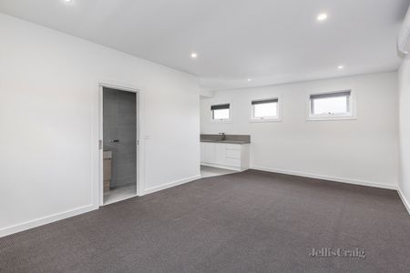 31A Bunbury Street, Newport - Photo 5