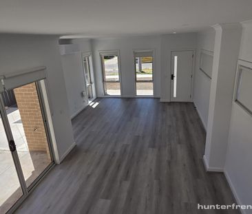 BRAND NEW TOWNHOUSE - Photo 4