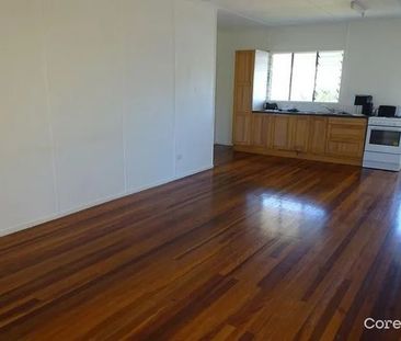 22 Main Rd, Wellington Point QLD 4160 - House For Rent | Domain - Photo 1
