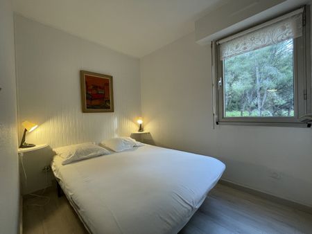 Location Appartement 2 pièces 33m² LA CIOTAT 13600 - Photo 4