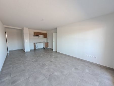 Location Appartement 3 pièces 61m² PERPIGNAN 66000 - Photo 3