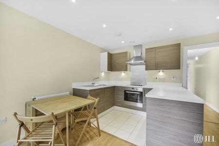 Waterside Way London N17 - Photo 3