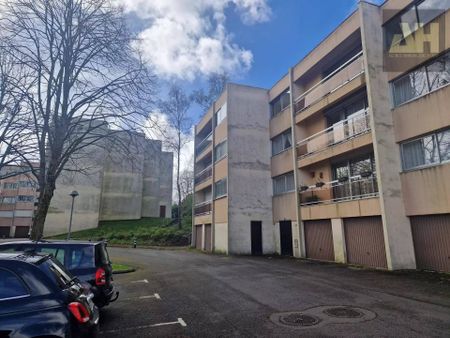 BREST - PROCHE CHU CAVALE BLANCHE - GARAGE - Photo 2