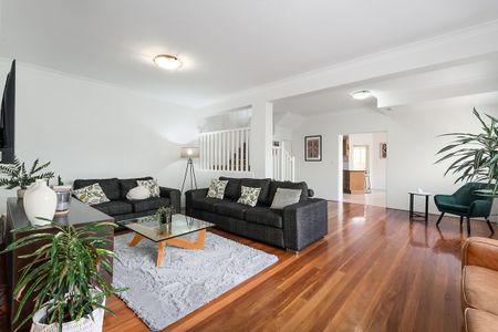 A Beautifully Presented Home - Photo 3