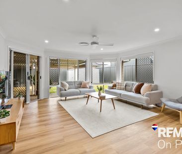 Stunning Family Home - Photo 3