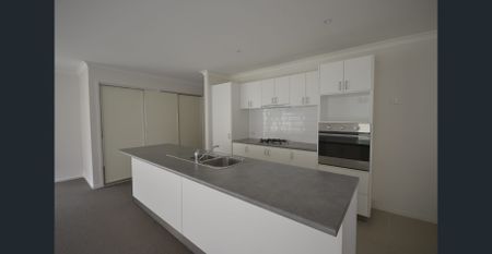 ADDISON REAL ESTATE - Photo 4