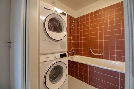 James #4 - Spacious Coliving Apartment in Crissier with private Balcony - Photo 5