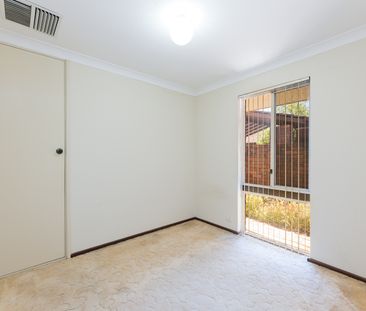 29 Dalston Crescent, Kardinya WA 6163 - House For Rent | Domain - Photo 6