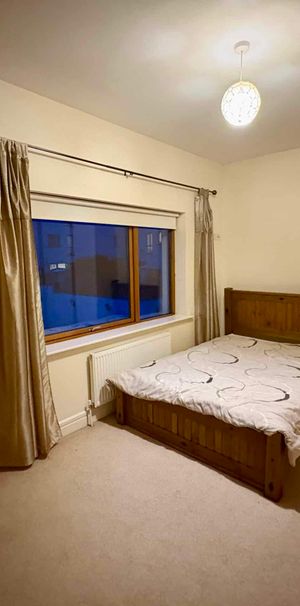 Lyons Street, Newcastle, Co. Dublin ** DOUBLE BEDROOM TO RENT ** - Photo 1