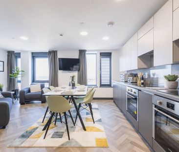 Room in a Shared Flat, Onyx, B4 - Photo 1