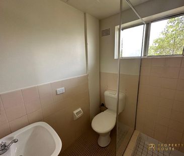 STUDIO APARTMENT WITH BALCONY - Photo 4