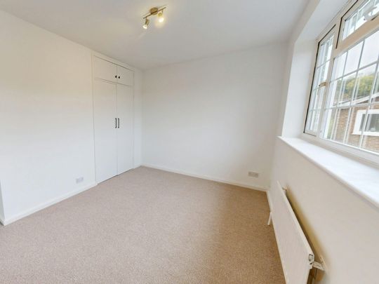 Semi-detached house to rent on - Photo 1