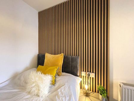 1 bedroom in a house share to rent - Photo 5