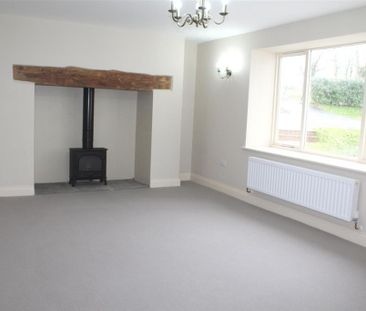 3 bedroom semi-detached house to rent - Photo 3