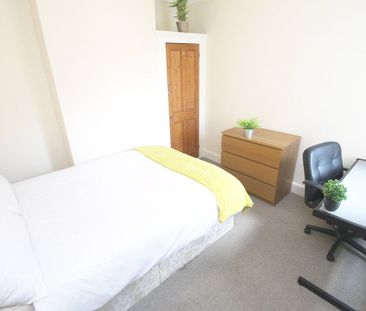 5 bedroom house to rent Harrow Road, Southsea, PO5 - Photo 6