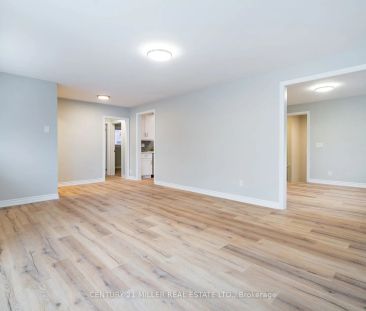 Detached Home For Lease | W9254638 - Photo 2