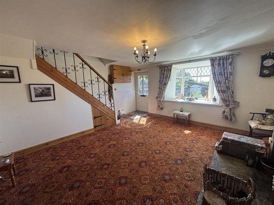 2 bedroom terraced house to rent - Photo 1