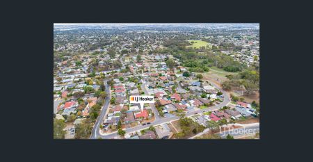 Family Home on a Beautiful Corner Block - Photo 2