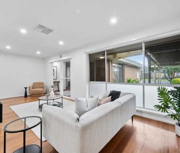 Modern & Comfortable Family Home in Hoppers - Photo 5