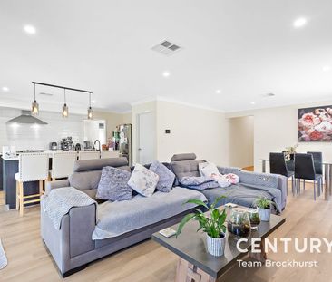 BIG ON STYLE, EASY ON UPKEEP - Photo 5