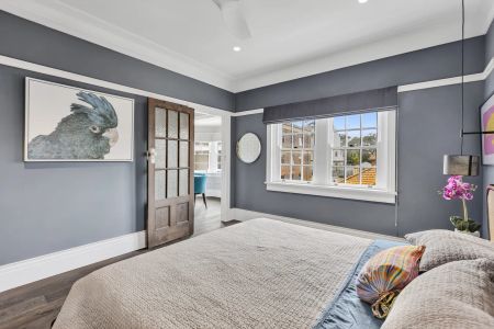 Stylish Art Deco Inspired Manly Gem – Furnished, Utilities & Flexible Lease Terms - Photo 3