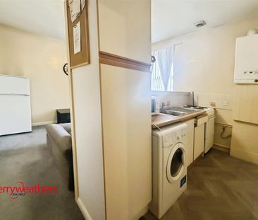 1 bed flat to rent in Flat 7 Millhouse Court, Dalton, Rotherham - Photo 6