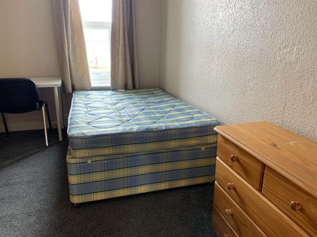 Gloucester Road, Horfield, Bristol - Photo 5